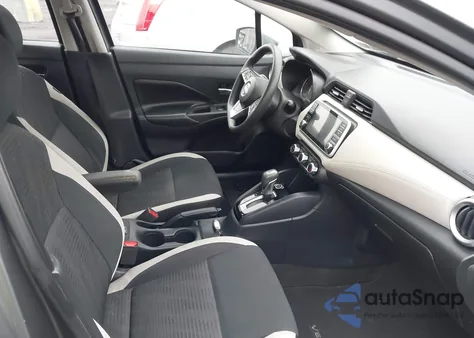 2020 Nissan Versa Sv Xtronic Cvt z USA, uszkodzony, nr VIN 3N1CN8EV8LL880084